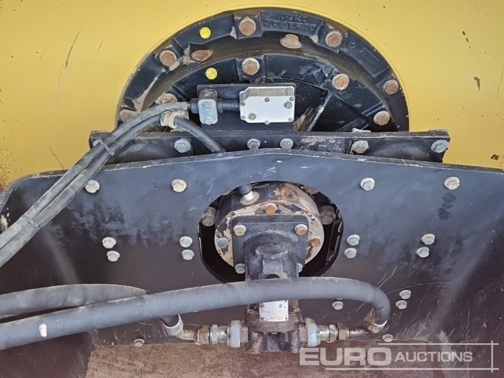Máy lăn Dynapac CA302D/LN: hình 10