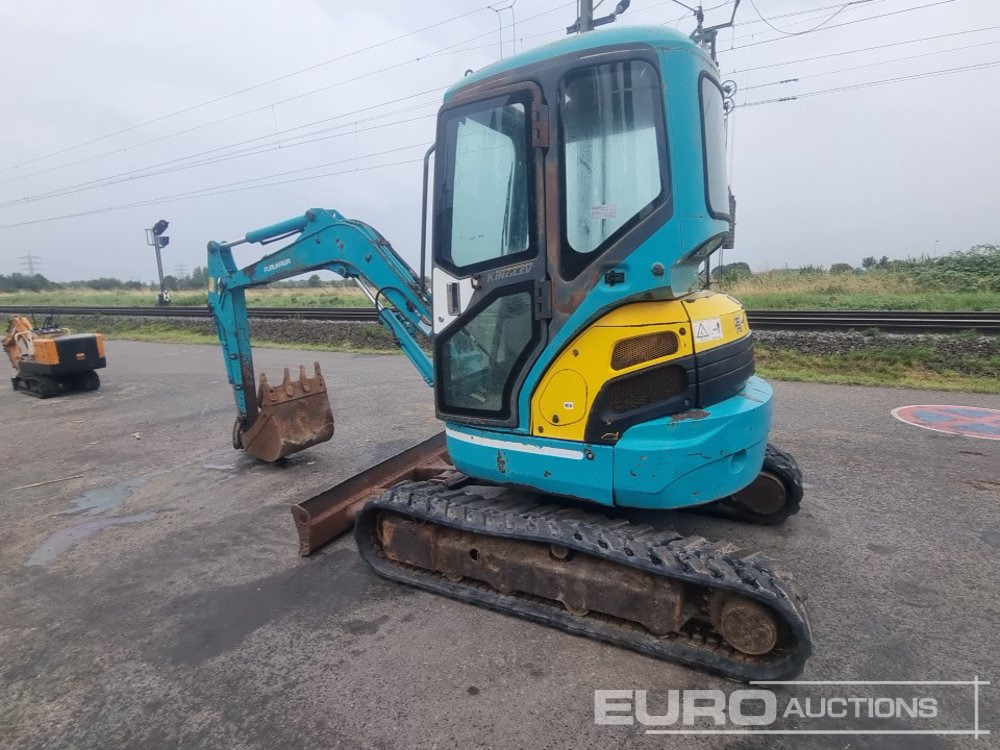 Furukawa UX35 - Máy xúc mini: hình 2 Furukawa UX35 - Máy xúc mini: hình 2