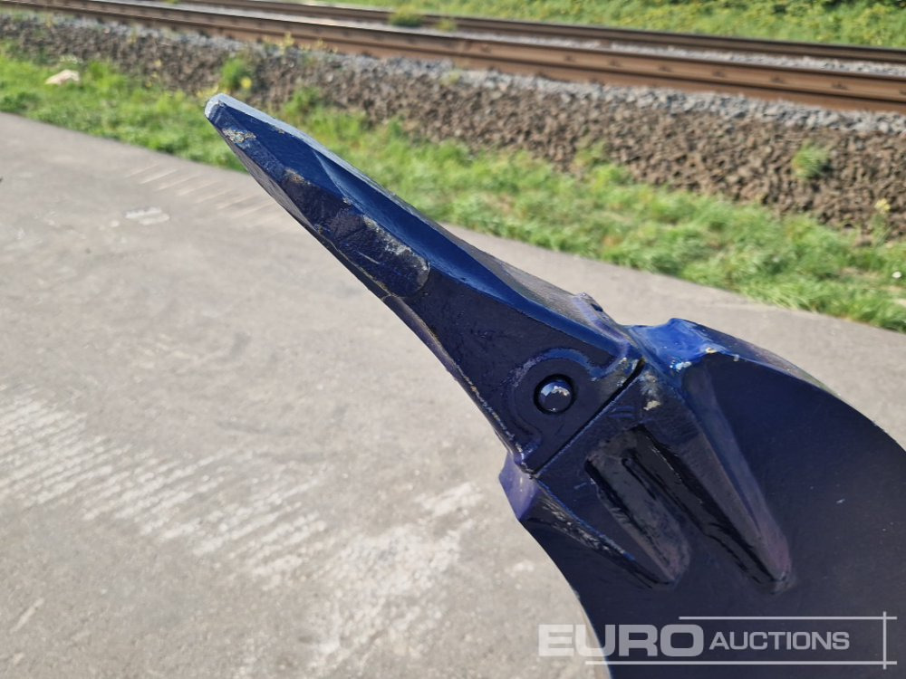 Hirox 13T Ripper to suit 60mm Pin - Gầu: hình 5 Hirox 13T Ripper to suit 60mm Pin - Gầu: hình 5