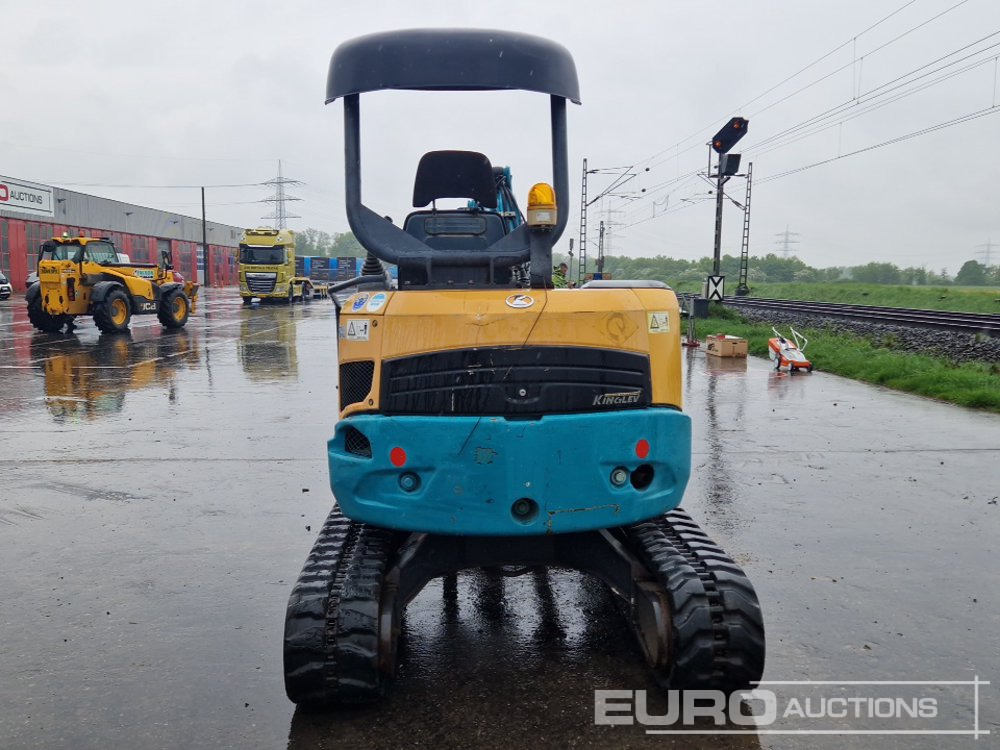 Kubota U30-5 - Máy xúc mini: hình 4 Kubota U30-5 - Máy xúc mini: hình 4