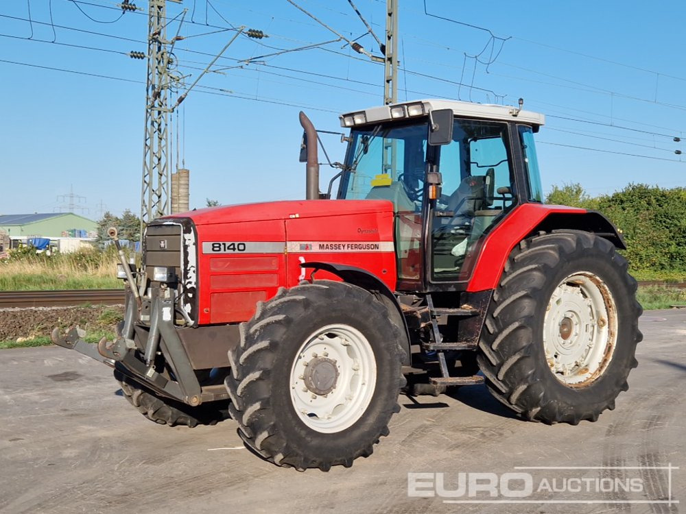 Massey Ferguson 8140 - Máy cày: hình 1 Massey Ferguson 8140 - Máy cày: hình 1