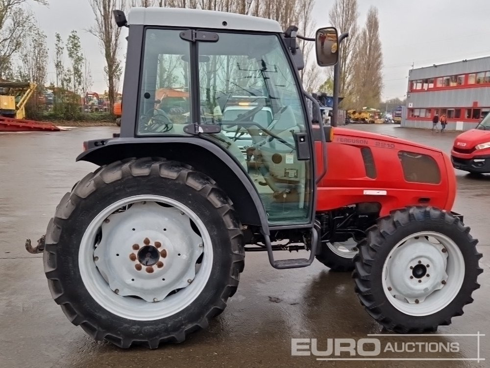 Massey Ferguson MF2210-4 - Máy cày: hình 5 Massey Ferguson MF2210-4 - Máy cày: hình 5