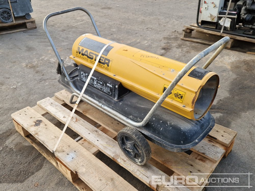 Master B100 - Trang thiết bị xây dựng: hình 4 Master B100 - Trang thiết bị xây dựng: hình 4