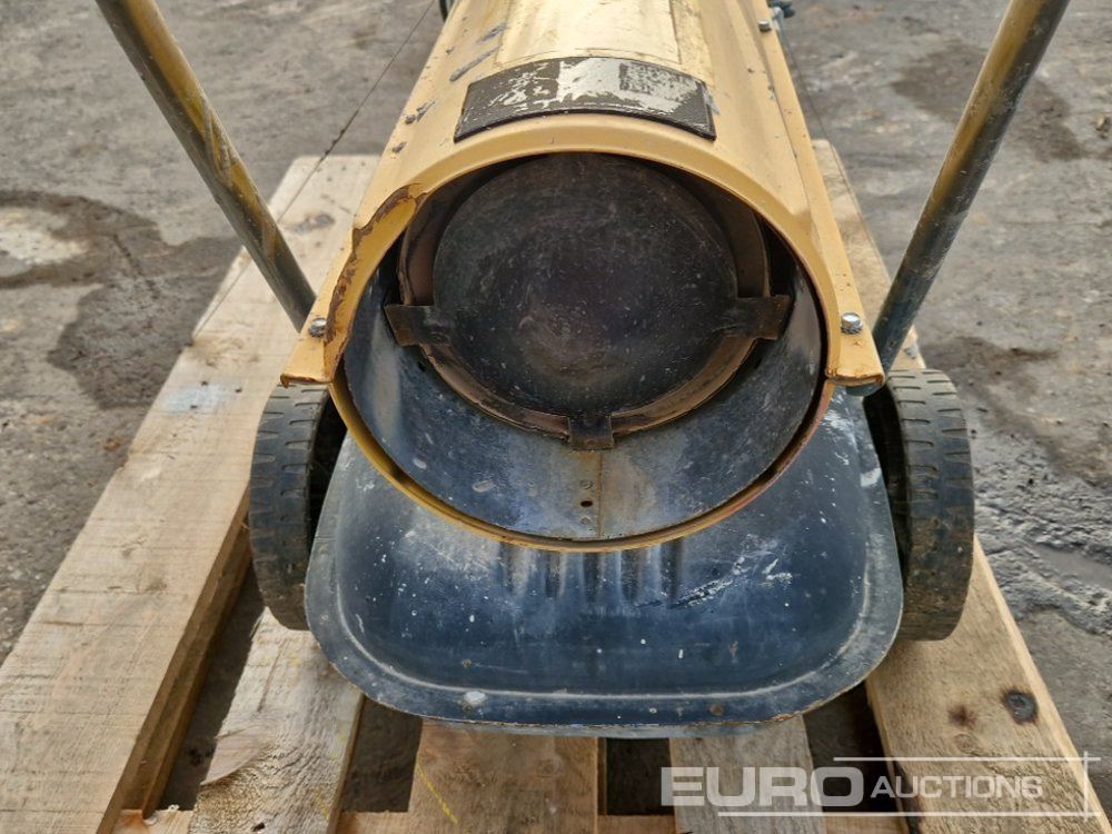 Master B100 - Trang thiết bị xây dựng: hình 5 Master B100 - Trang thiết bị xây dựng: hình 5