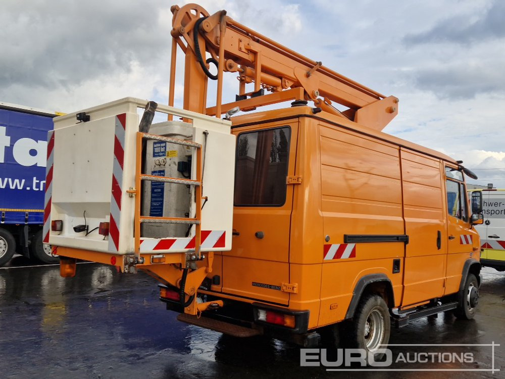 Mercedes 612D - Nền bục trên không gắn trên xe tải: hình 5 Mercedes 612D - Nền bục trên không gắn trên xe tải: hình 5