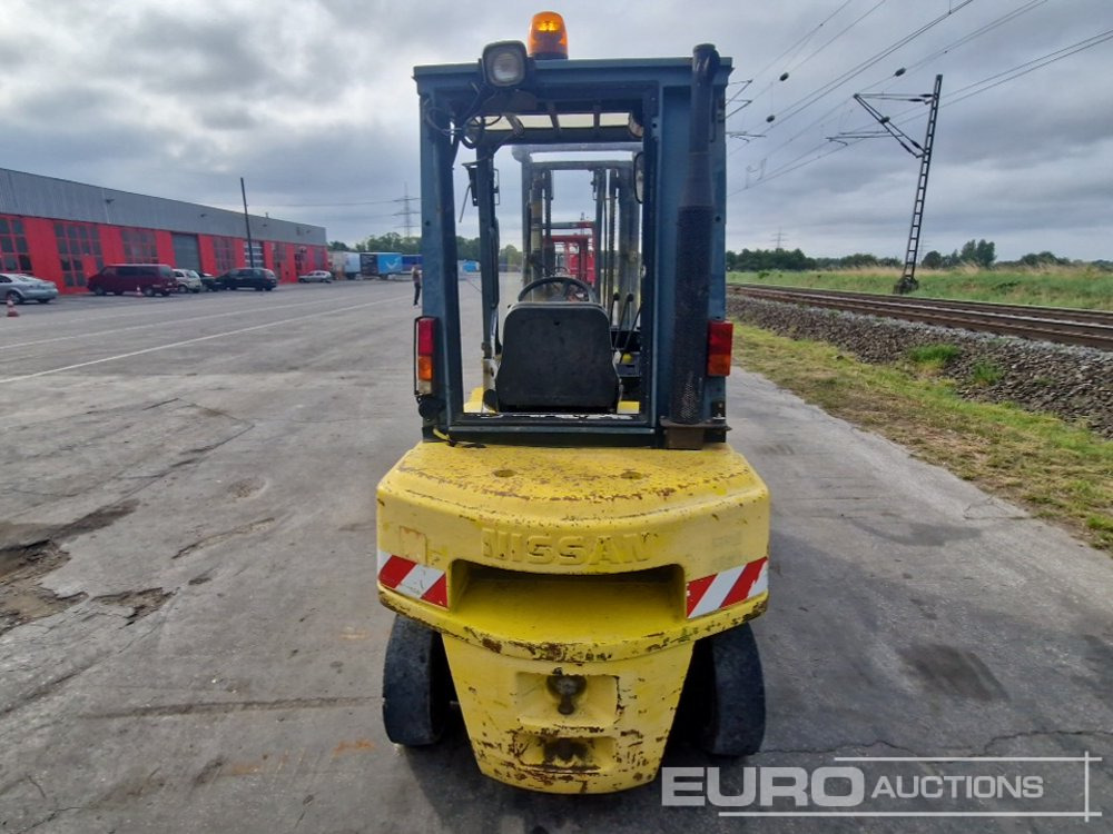 Nissan FJ02A20U - Xe nâng: hình 4 Nissan FJ02A20U - Xe nâng: hình 4