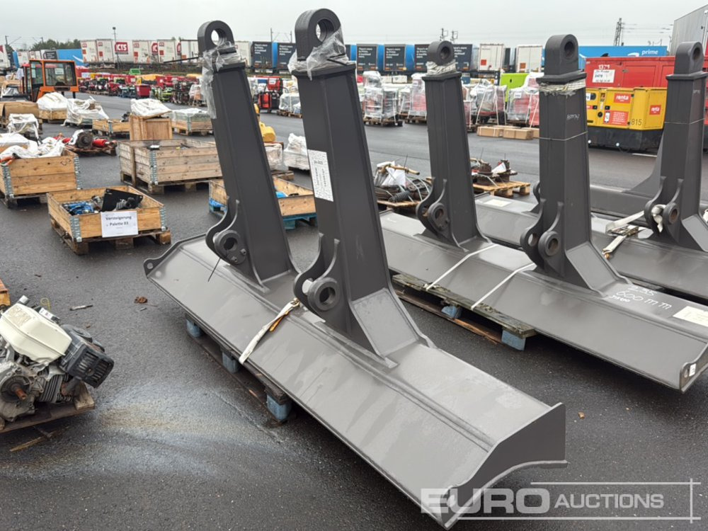 Dozer Blade to suit Volvo ECR235E - Phụ tùng cho Máy xúc: hình 1 Dozer Blade to suit Volvo ECR235E - Phụ tùng cho Máy xúc: hình 1
