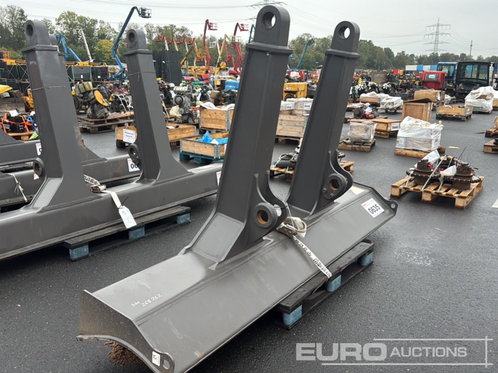 Dozer Blade to suit Volvo ECR235E - Phụ tùng cho Máy xúc: hình 4 Dozer Blade to suit Volvo ECR235E - Phụ tùng cho Máy xúc: hình 4