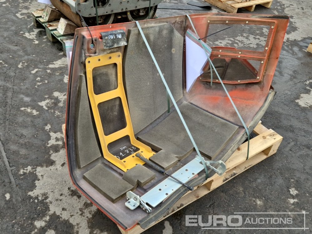 Engine Bonnet to suit Volvo ECR50D - Phụ tùng cho Máy xúc: hình 3 Engine Bonnet to suit Volvo ECR50D - Phụ tùng cho Máy xúc: hình 3