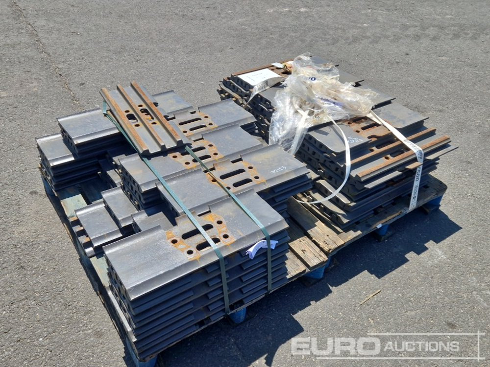 Steel Track Plates to suit Volvo EC290 - Phụ tùng cho Máy xúc: hình 1 Steel Track Plates to suit Volvo EC290 - Phụ tùng cho Máy xúc: hình 1
