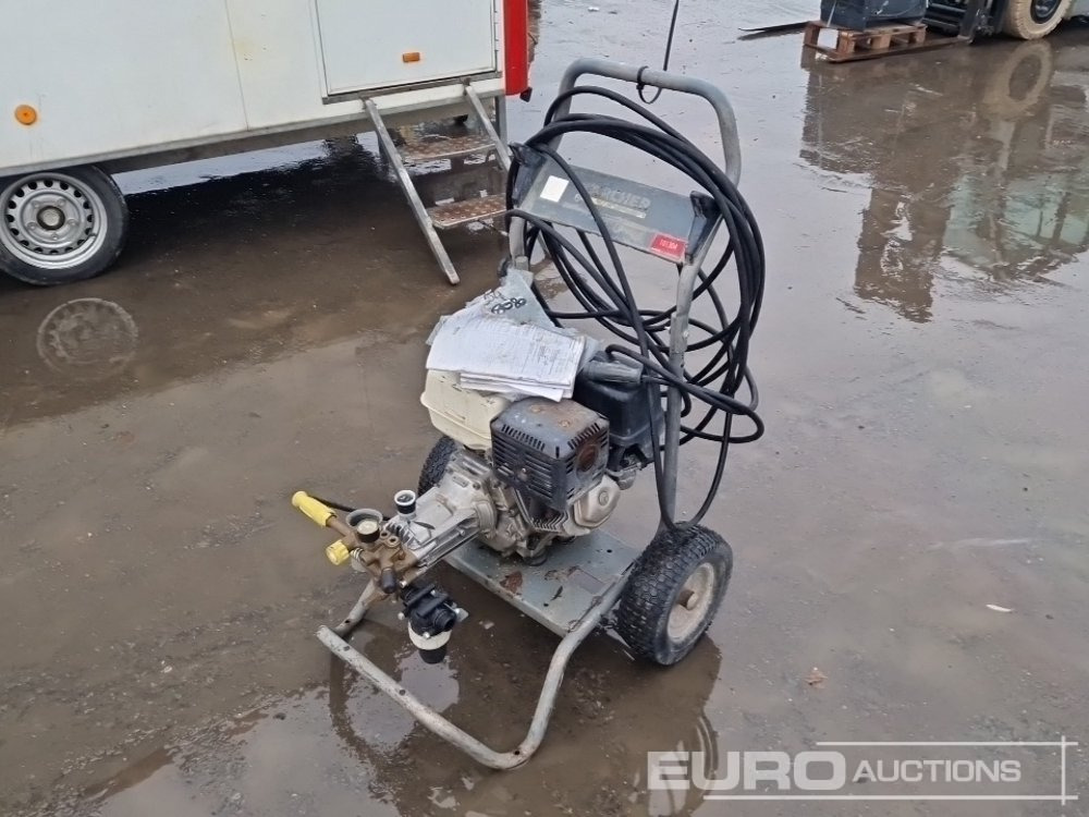 Pressure Washer - Máy phun rửa áp lực: hình 1 Pressure Washer - Máy phun rửa áp lực: hình 1