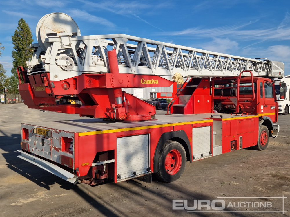 Renault M230TI 4x2 Firebrigade Access Truck, Manual Gearbox - Nền bục trên không gắn trên xe tải: hình 4 Renault M230TI 4x2 Firebrigade Access Truck, Manual Gearbox - Nền bục trên không gắn trên xe tải: hình 4