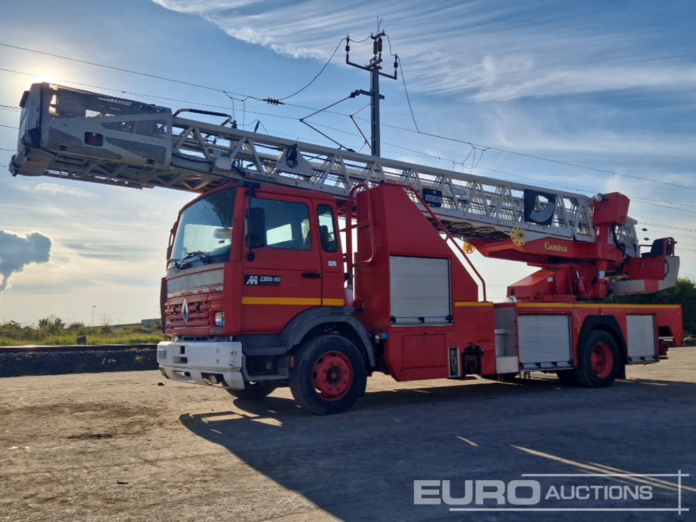 Renault M230TI 4x2 Firebrigade Access Truck, Manual Gearbox - Nền bục trên không gắn trên xe tải: hình 1 Renault M230TI 4x2 Firebrigade Access Truck, Manual Gearbox - Nền bục trên không gắn trên xe tải: hình 1