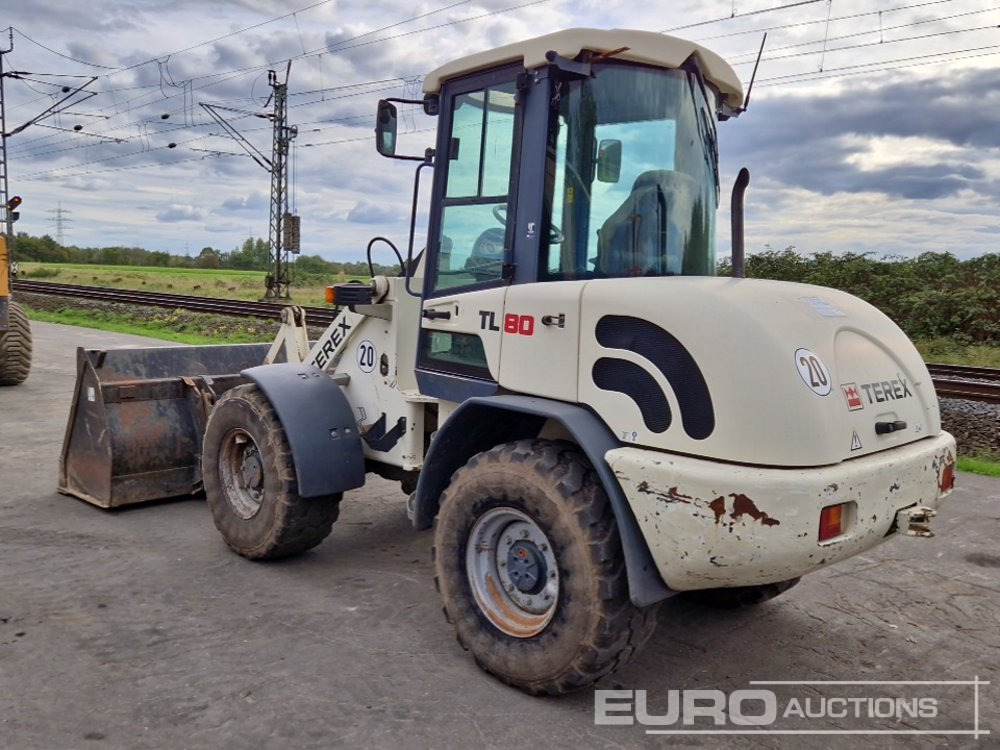 Terex TL80 - Máy xúc lật bánh lốp: hình 3 Terex TL80 - Máy xúc lật bánh lốp: hình 3