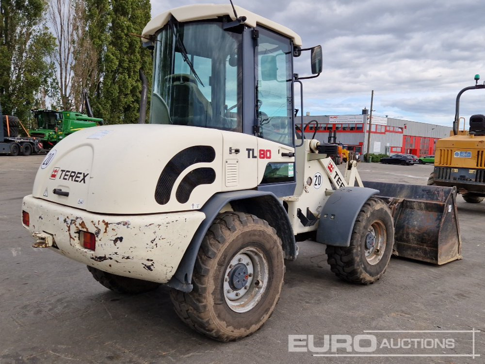 Terex TL80 - Máy xúc lật bánh lốp: hình 5 Terex TL80 - Máy xúc lật bánh lốp: hình 5