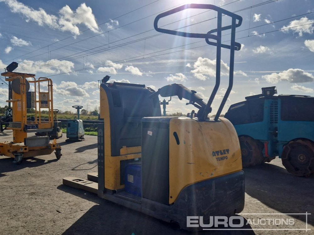 Atlet PPD/200S Electric Ride-On Pallet Truck, Charger - Thiết bị xử lý vật liệu: hình 2 Atlet PPD/200S Electric Ride-On Pallet Truck, Charger - Thiết bị xử lý vật liệu: hình 2