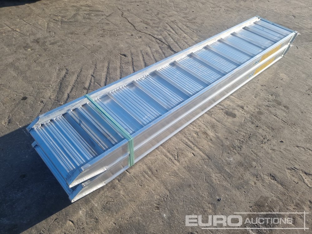 Unused 148.30L Aluminium Loading Rampes (2 of) 9000kg Capacity, 3000mm Length - Đường dốc di động: hình 1 Unused 148.30L Aluminium Loading Rampes (2 of) 9000kg Capacity, 3000mm Length - Đường dốc di động: hình 1