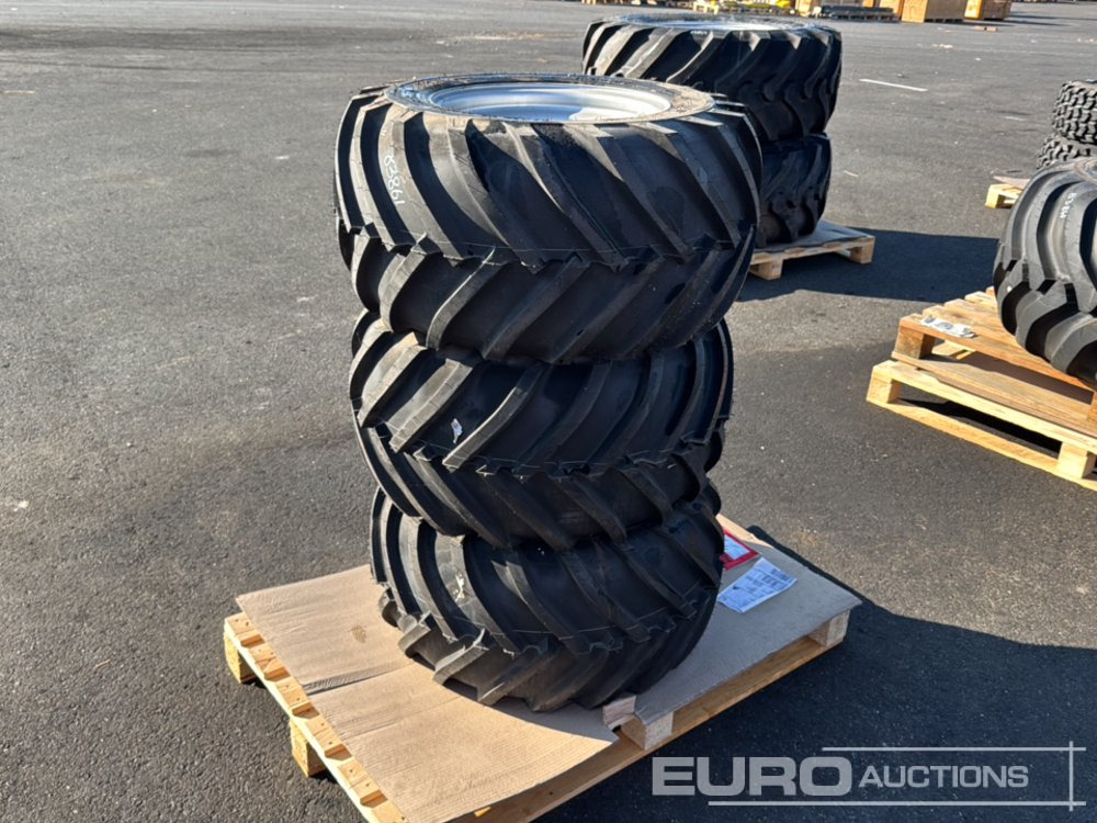 Unused BKT 31x15.50-15NHS Tyre & Rim (3 of) - Lốp: hình 1 Unused BKT 31x15.50-15NHS Tyre & Rim (3 of) - Lốp: hình 1