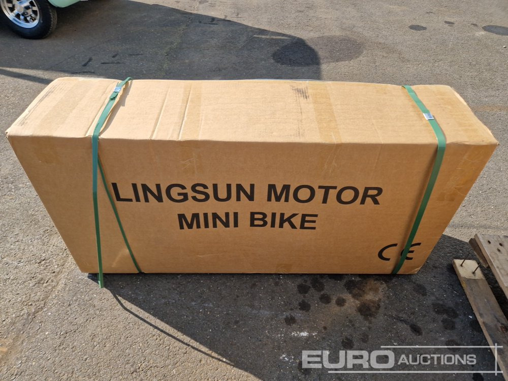 Unused DIRTBIKE 50R-D705 49CC Kids Petrol Motorbike, Automatic - Xe máy: hình 2 Unused DIRTBIKE 50R-D705 49CC Kids Petrol Motorbike, Automatic - Xe máy: hình 2