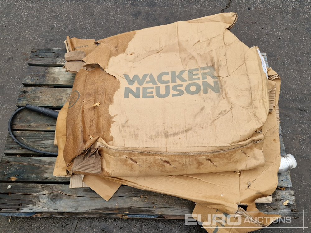 Wacker Neuson Concrete Vibrator (10 Metre) 58cm Radius - Trang thiết bị xây dựng: hình 1 Wacker Neuson Concrete Vibrator (10 Metre) 58cm Radius - Trang thiết bị xây dựng: hình 1