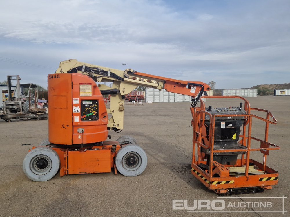 2005 JLG E300AJP - Xe nâng người nhiều khớp nối: hình 2 2005 JLG E300AJP - Xe nâng người nhiều khớp nối: hình 2