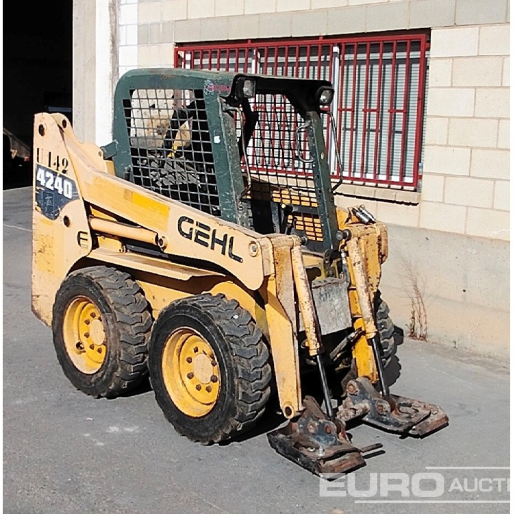 2006 Gehl SL4240 - Máy xúc lật đa năng: hình 3 2006 Gehl SL4240 - Máy xúc lật đa năng: hình 3