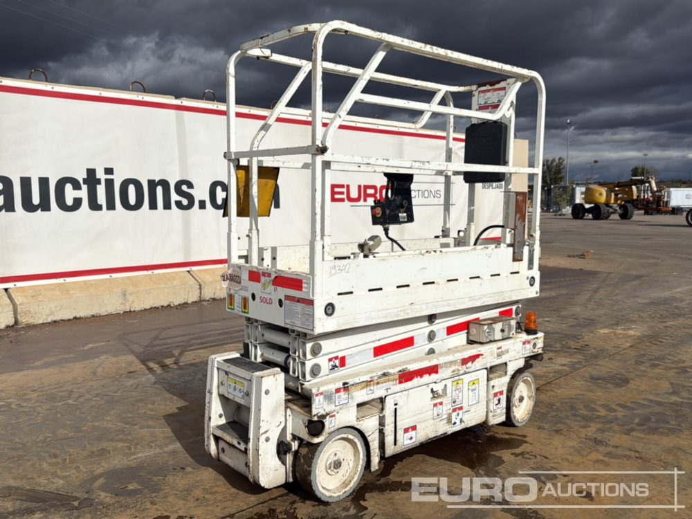 2014 Haulotte Optimum 8 - Máy nâng người hình kéo: hình 5 2014 Haulotte Optimum 8 - Máy nâng người hình kéo: hình 5