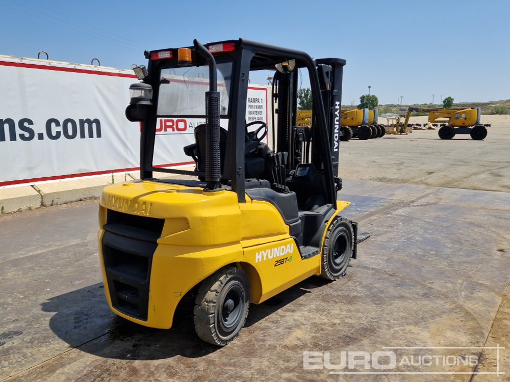 2018 Hyundai 25D-9 - Xe nâng: hình 5 2018 Hyundai 25D-9 - Xe nâng: hình 5