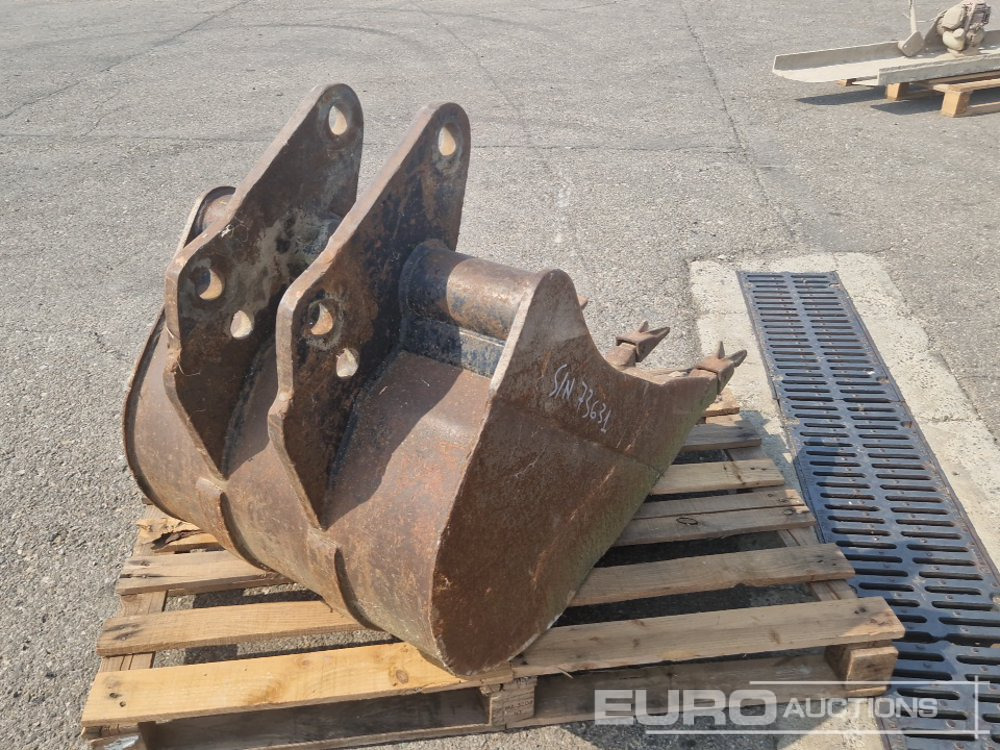 24" Digging Bucket to suit Excavator - Gầu: hình 4 24" Digging Bucket to suit Excavator - Gầu: hình 4