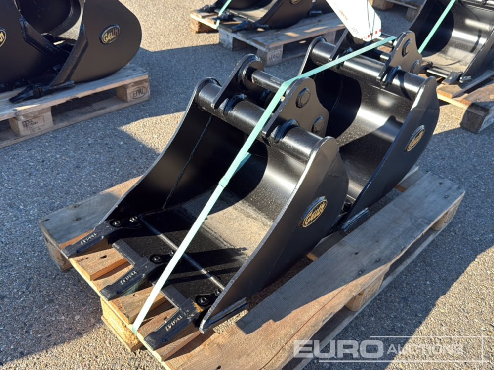 Geith Digging Bucket H03-0450-11404 to suit MCR1009 (S/Ns 1175044, 1175046) (2 of) - Gầu: hình 2 Geith Digging Bucket H03-0450-11404 to suit MCR1009 (S/Ns 1175044, 1175046) (2 of) - Gầu: hình 2