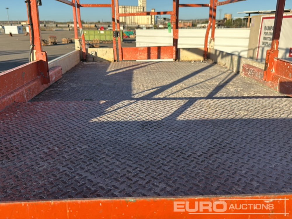 Máy nâng người hình kéo JLG 3369LE: hình 16