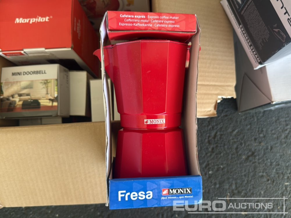 Trang thiết bị xây dựng Pallet of Toaster (2 of), Steam Iron, Aluminium Express Coffee Maker, Milk Frother, Mini Doorbell , Hand Blender: hình 8 Trang thiết bị xây dựng Pallet of Toaster (2 of), Steam Iron, Aluminium Express Coffee Maker, Milk Frother, Mini Doorbell , Hand Blender: hình 8