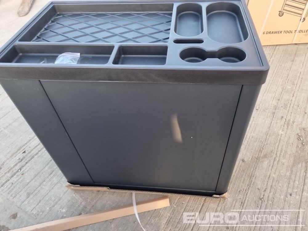 Unused Germany Tools Tools Trolley, 220Pcs, Complete with Tools, 6 Drawers / Carro Porta Herramientas Completo, 6 Cajones - Trang thiết bị xưởng: hình 2 Unused Germany Tools Tools Trolley, 220Pcs, Complete with Tools, 6 Drawers / Carro Porta Herramientas Completo, 6 Cajones - Trang thiết bị xưởng: hình 2