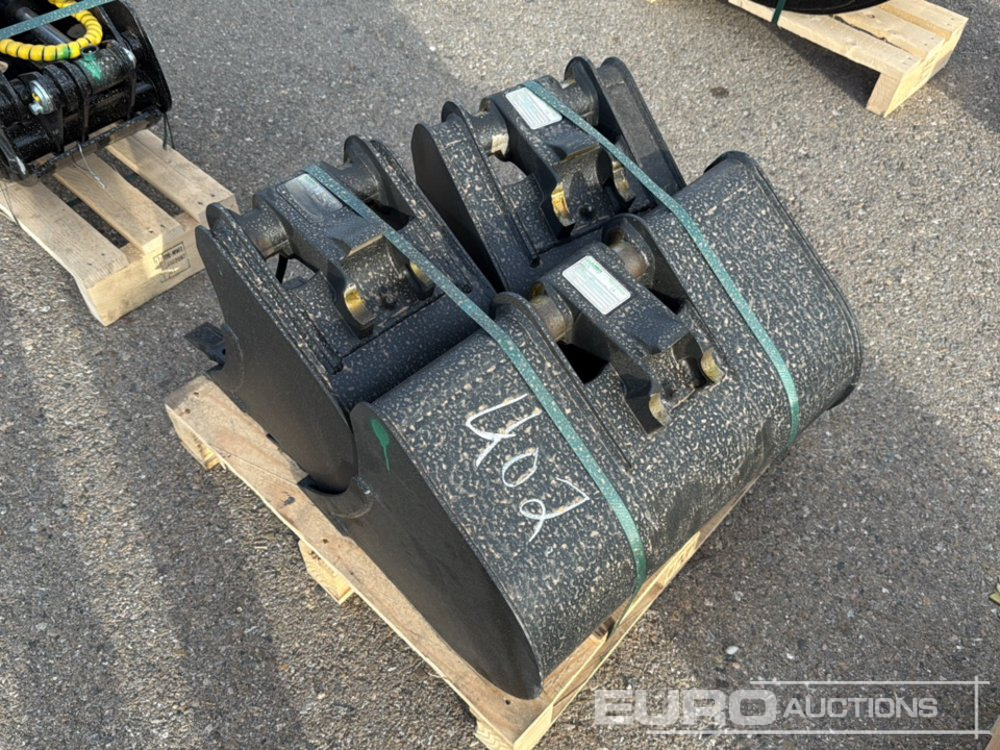 Unused Häner Bucket Package HTL125-Morin-M0 12" (250mm) Tilt Ditch Bucket, S/N 20250202, Digging Buckets HTL130-Morin-M0 12" (300mm) S/N 20250242, HTL160-Morin-M0 24" (600mm) S/N 20250208 to suit 1-2, - Gầu: hình 3 Unused Häner Bucket Package HTL125-Morin-M0 12" (250mm) Tilt Ditch Bucket, S/N 20250202, Digging Buckets HTL130-Morin-M0 12" (300mm) S/N 20250242, HTL160-Morin-M0 24" (600mm) S/N 20250208 to suit 1-2, - Gầu: hình 3