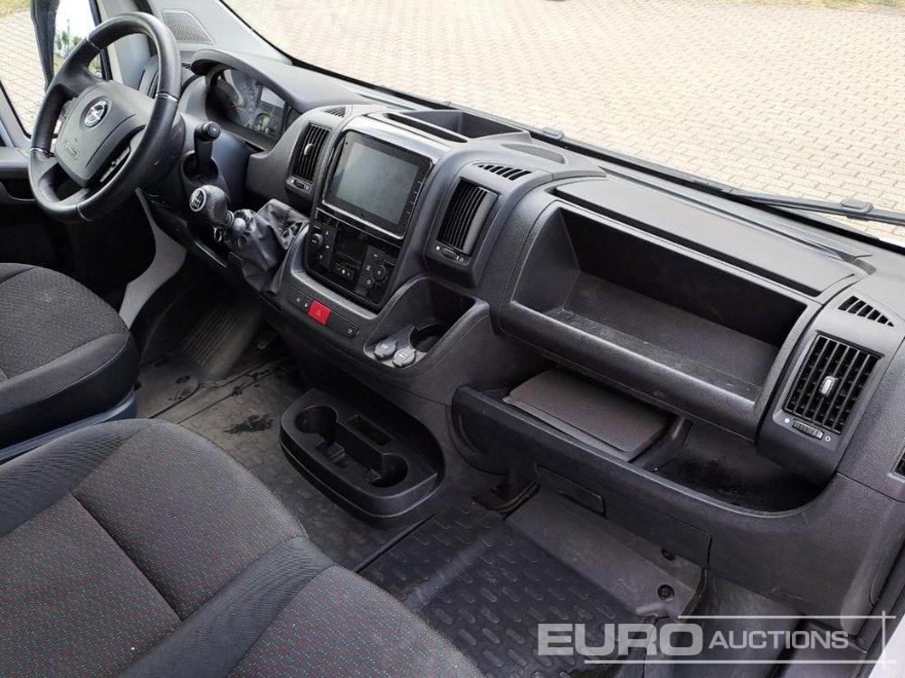 Xe tải nhỏ 2024 Opel Movano: hình 24