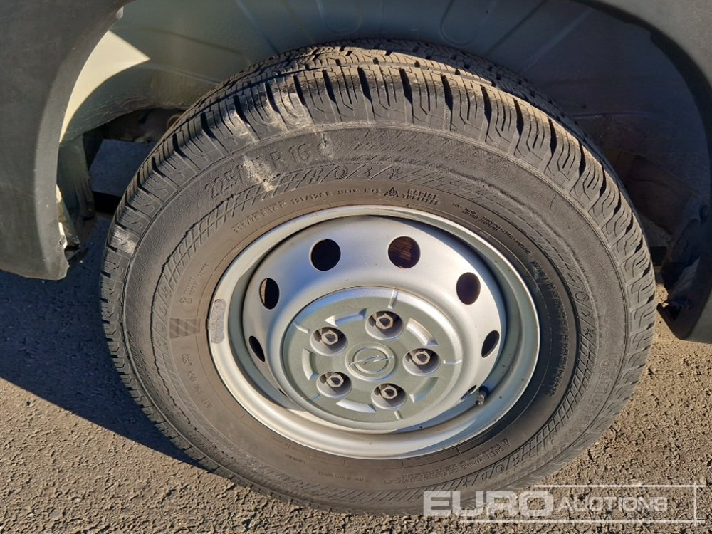 Xe tải nhỏ 2024 Opel Movano: hình 11