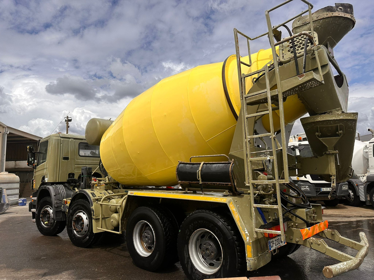 Camion béton Scania P380 CP-230-MP - Xe trộn bê tông: hình 4 Camion béton Scania P380 CP-230-MP - Xe trộn bê tông: hình 4