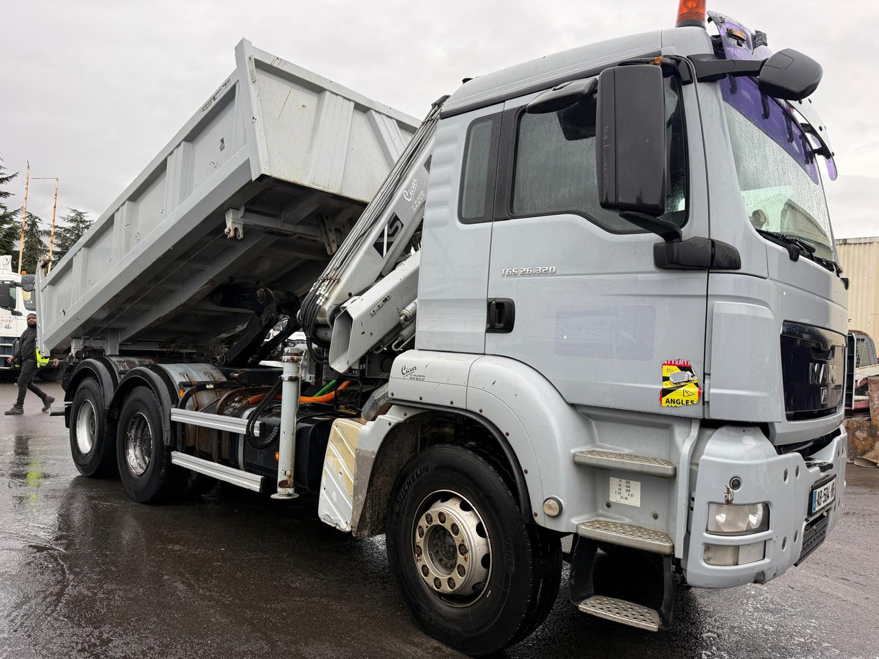 Camion porteur grue bi-benne MAN TGS 26.320 AB-504-HR - Xe ben, Xe cẩu tự hành: hình 5 Camion porteur grue bi-benne MAN TGS 26.320 AB-504-HR - Xe ben, Xe cẩu tự hành: hình 5