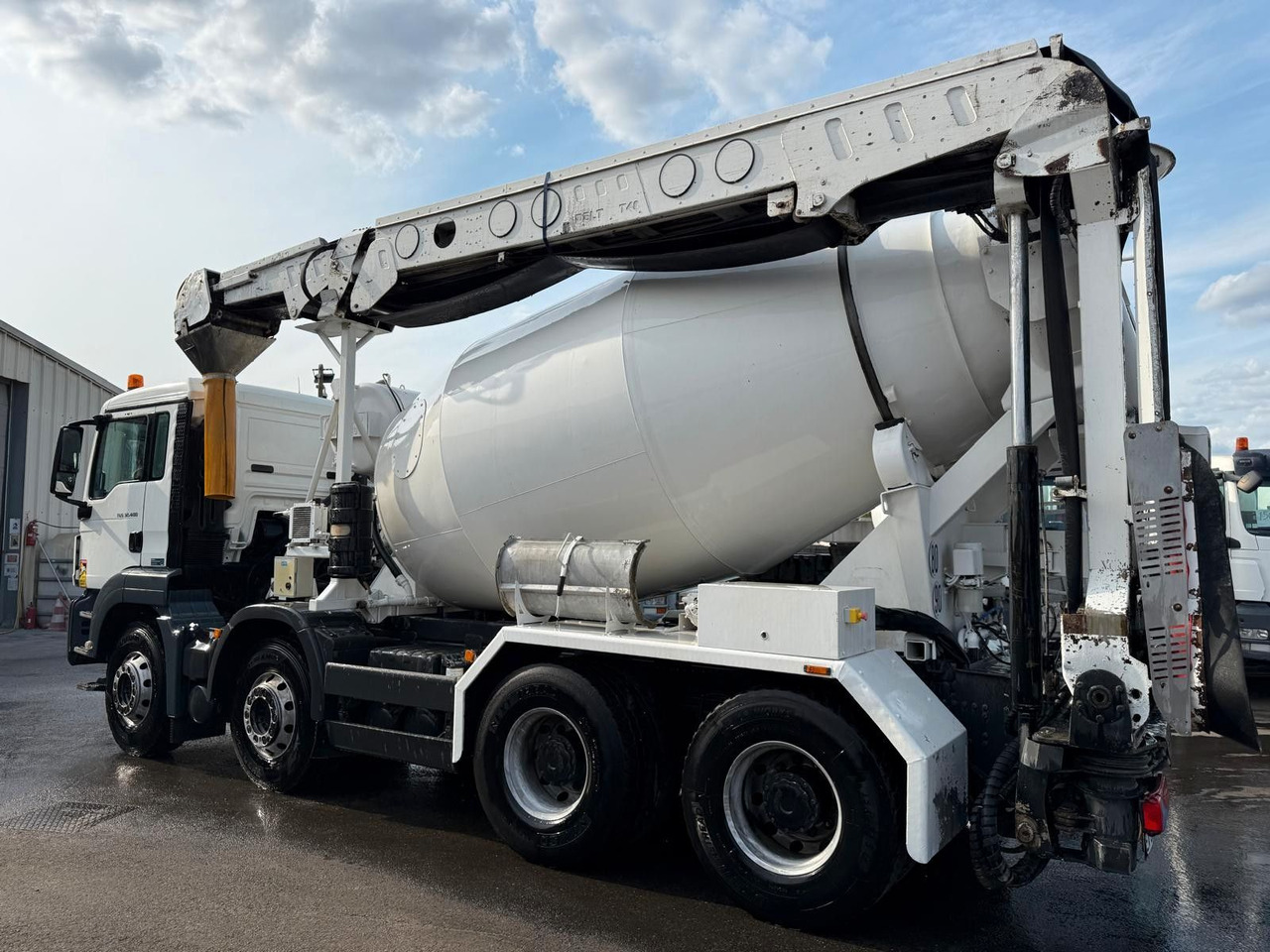 MAN TGS 32.400 - Xe trộn bê tông: hình 5 MAN TGS 32.400 - Xe trộn bê tông: hình 5