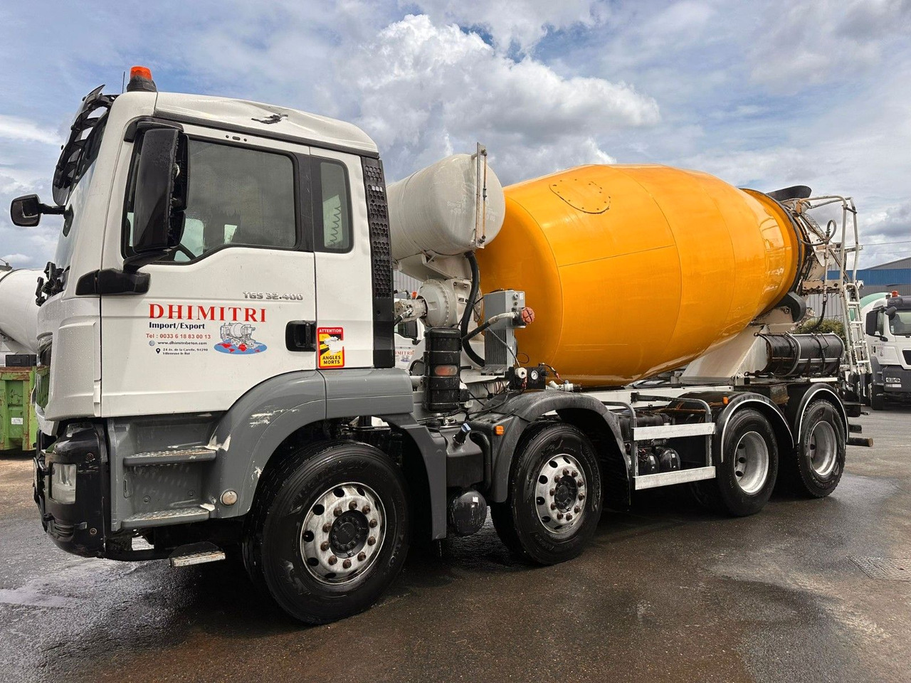 MAN TGS 32.400 - Xe trộn bê tông: hình 1 MAN TGS 32.400 - Xe trộn bê tông: hình 1
