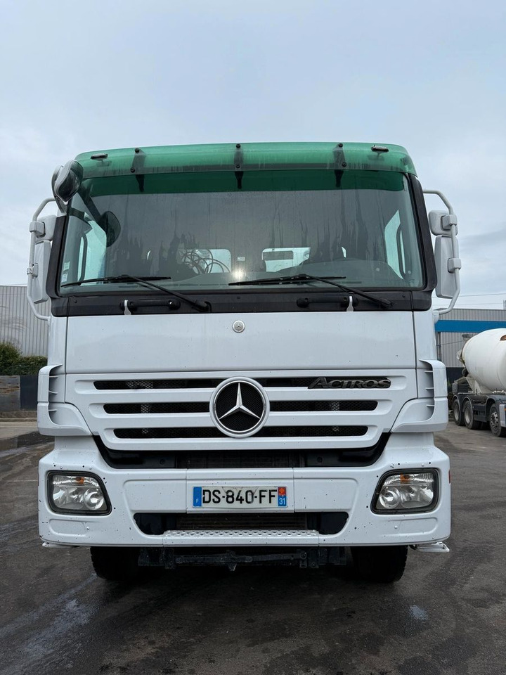 Mercedes-Benz Actros - Xe bơm bê tông: hình 3 Mercedes-Benz Actros - Xe bơm bê tông: hình 3