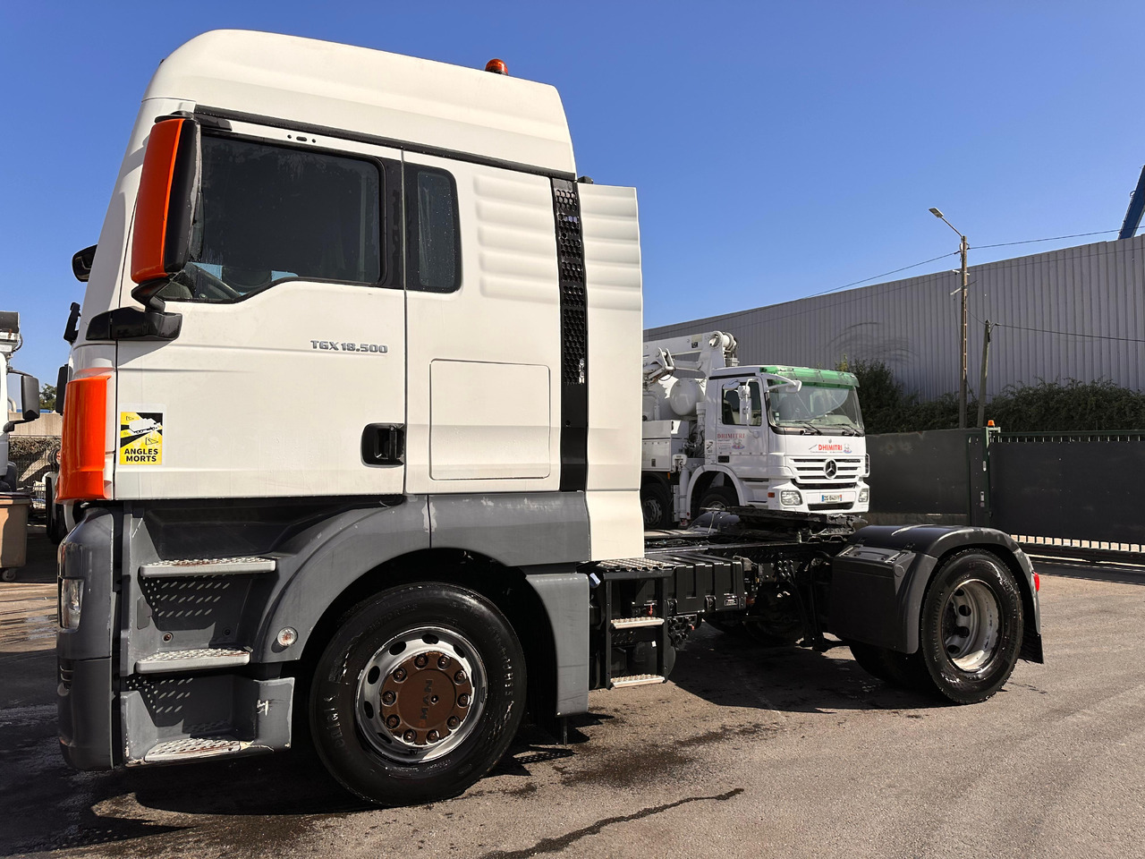 Tracteur Routier MAN TGX 18.500 ES-858-KS - Xe đầu kéo: hình 2 Tracteur Routier MAN TGX 18.500 ES-858-KS - Xe đầu kéo: hình 2