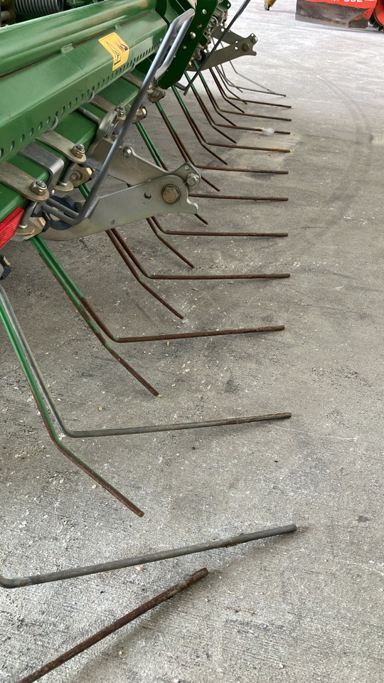 Amazone AD-P 3000 Spezial - Máy gieo hạt: hình 3 Amazone AD-P 3000 Spezial - Máy gieo hạt: hình 3