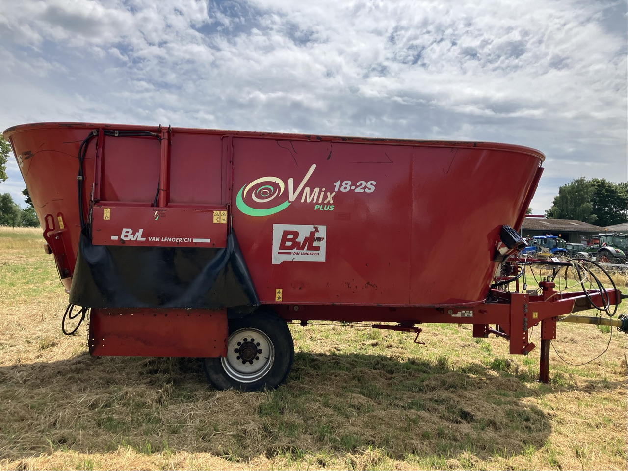 BVL Futtermischwagen V-Mix 18 2S - Xe trộn thức ăn gia súc: hình 5 BVL Futtermischwagen V-Mix 18 2S - Xe trộn thức ăn gia súc: hình 5