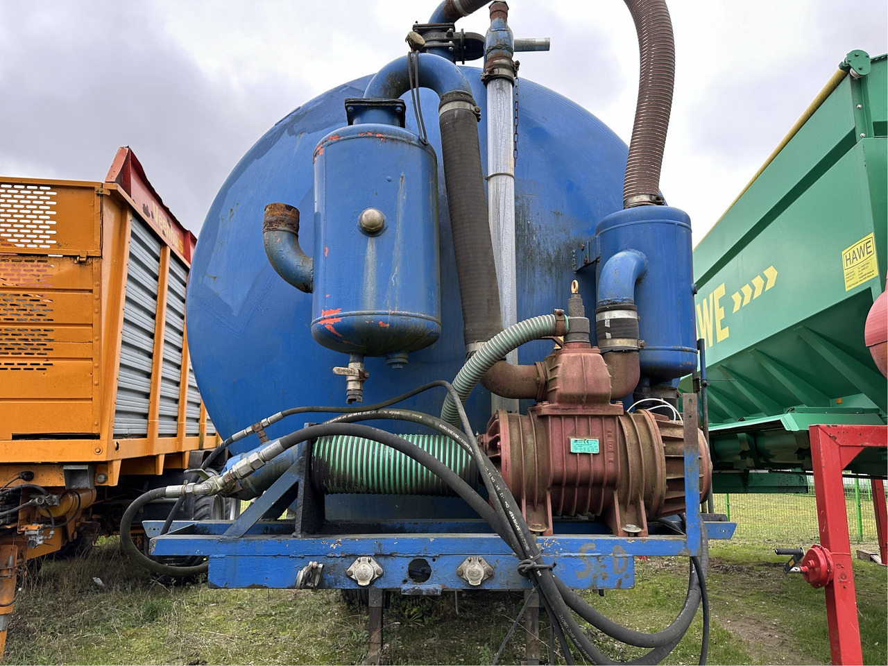 Bardenhorst Gülletransportauflieger 28.000 - Trang thiết bị bón phân: hình 3 Bardenhorst Gülletransportauflieger 28.000 - Trang thiết bị bón phân: hình 3