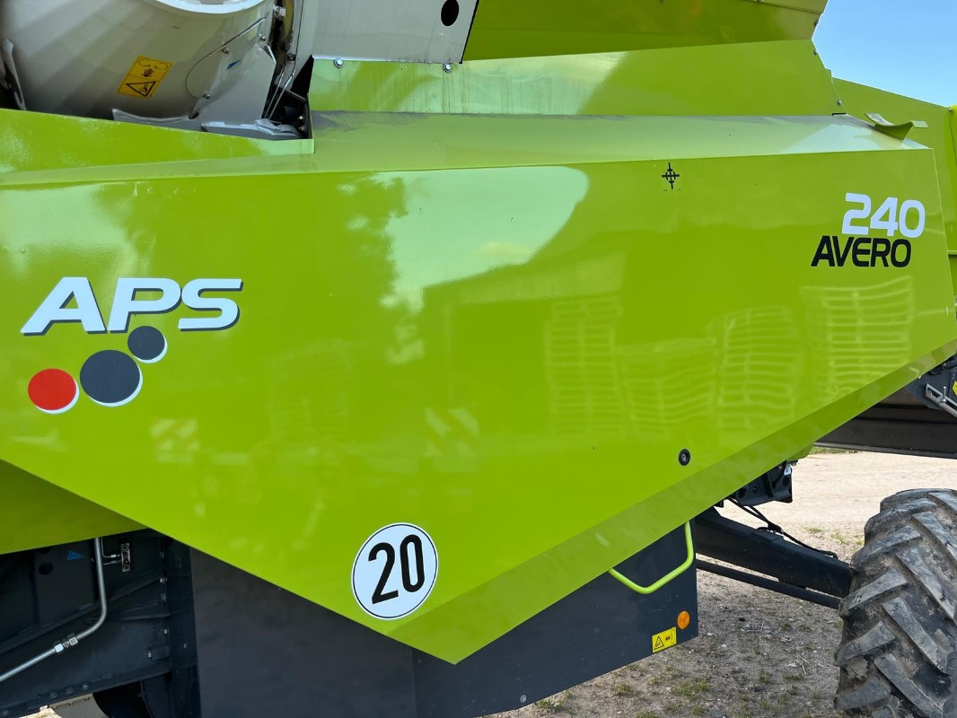CLAAS Avero 240 - Máy gặt đập: hình 2 CLAAS Avero 240 - Máy gặt đập: hình 2