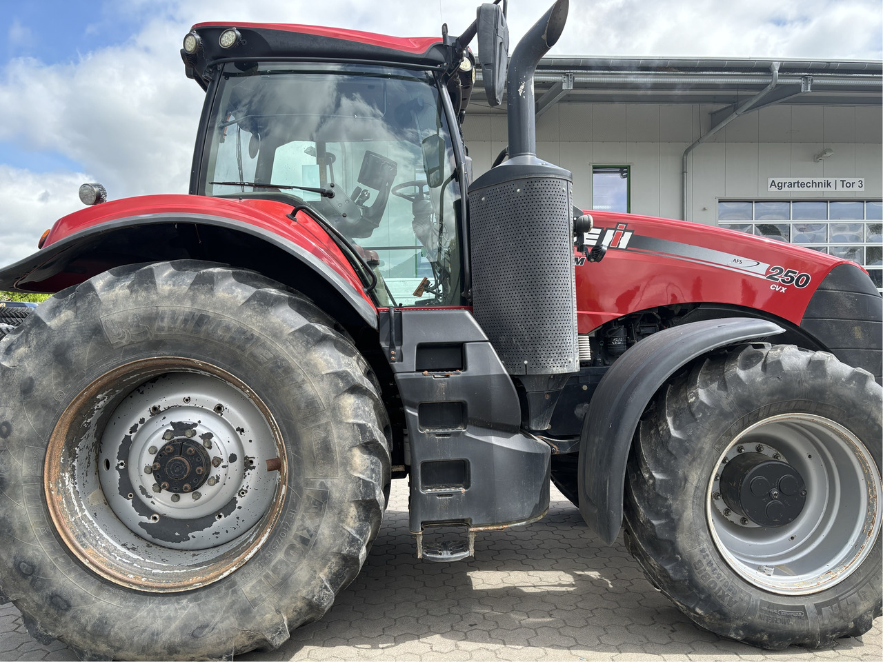 Case IH CVX 310 - Máy cày: hình 2 Case IH CVX 310 - Máy cày: hình 2