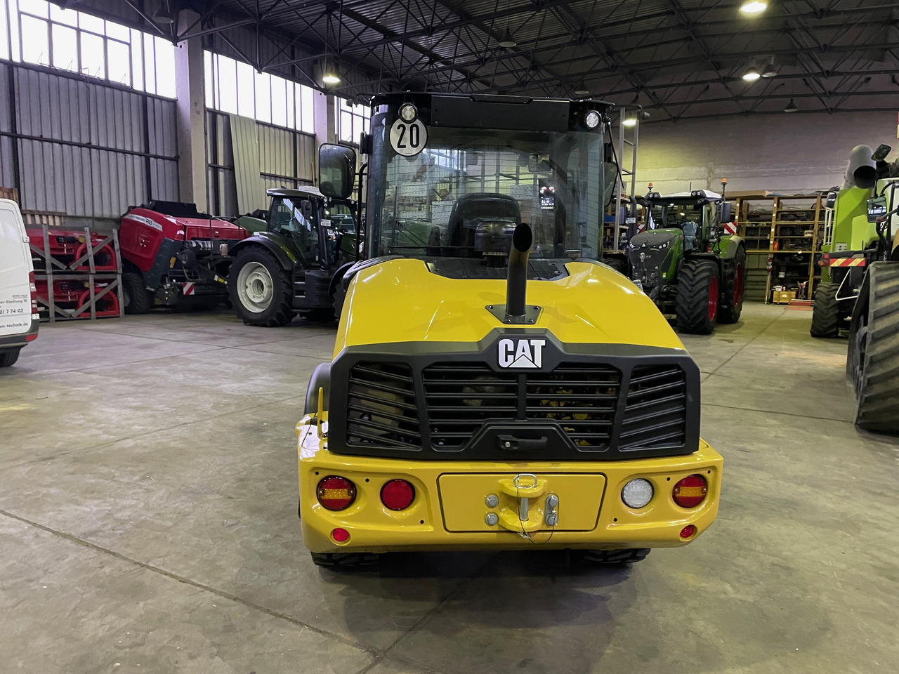 Caterpillar 906 - Máy xúc lật bánh lốp: hình 4 Caterpillar 906 - Máy xúc lật bánh lốp: hình 4