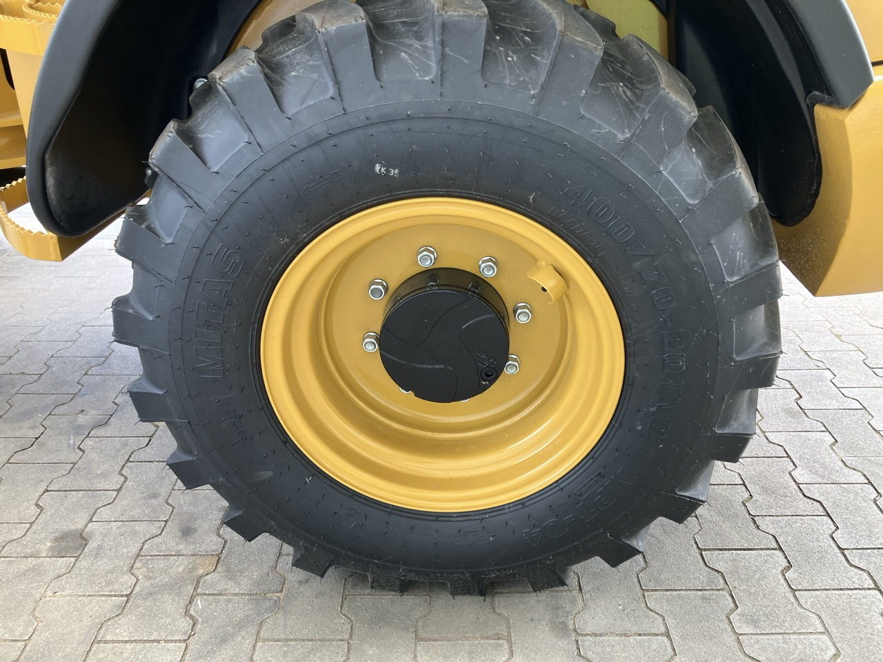 Caterpillar Zeppelin ZL60T - Máy xúc lật: hình 5 Caterpillar Zeppelin ZL60T - Máy xúc lật: hình 5