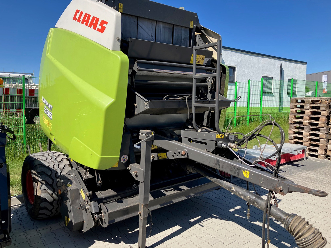 Claas 385 RC - Trang thiết bị dàn trải: hình 4 Claas 385 RC - Trang thiết bị dàn trải: hình 4